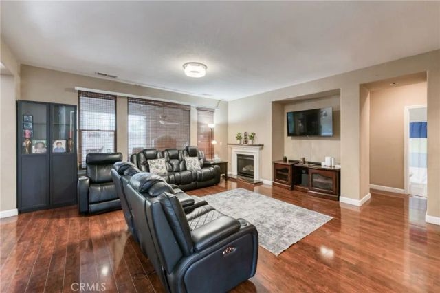 5797 W Indianapolis, Fresno, CA 93722