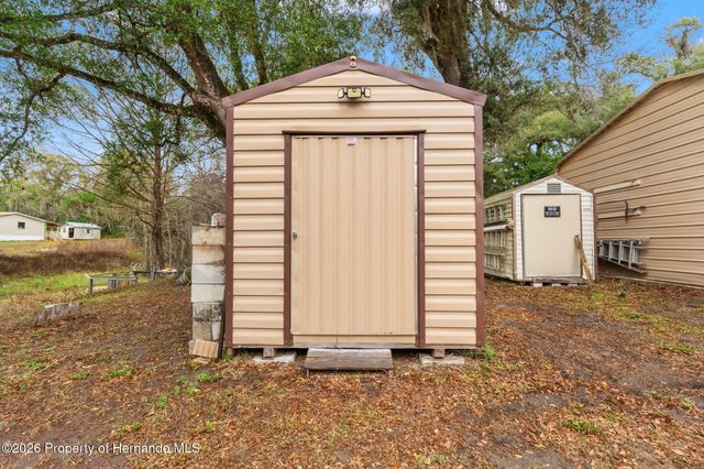 7154 County Road 651, Bushnell, FL 33513