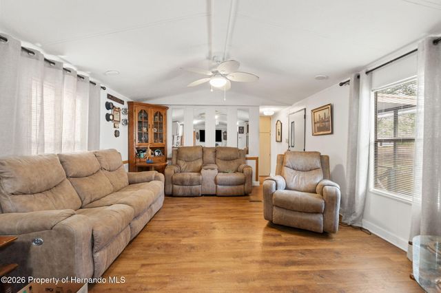 7154 County Road 651, Bushnell, FL 33513