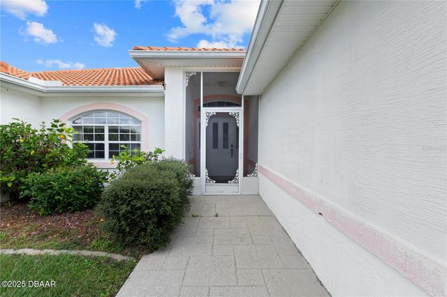 11 Princess Kathleen Lane, Palm Coast, FL 32164