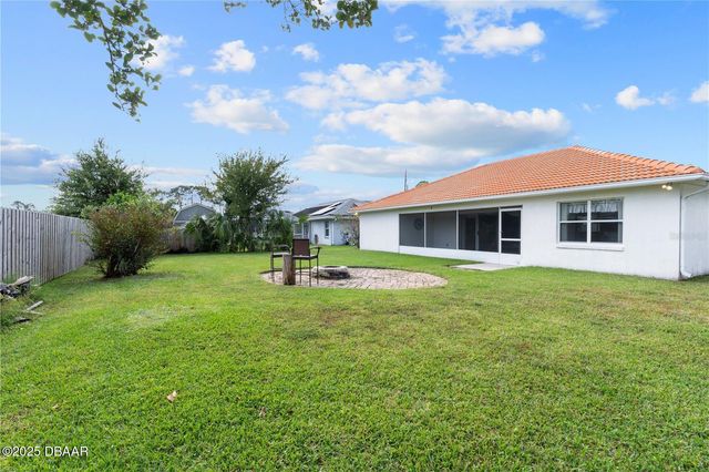 11 Princess Kathleen Lane, Palm Coast, FL 32164