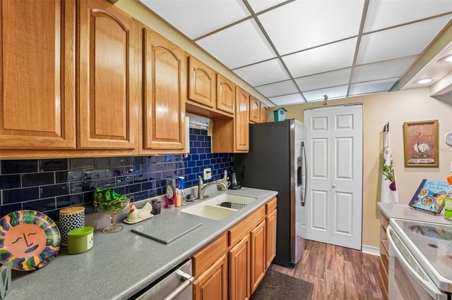 1717 NW 23RD AVENUE 4E, Gainesville, FL 32605