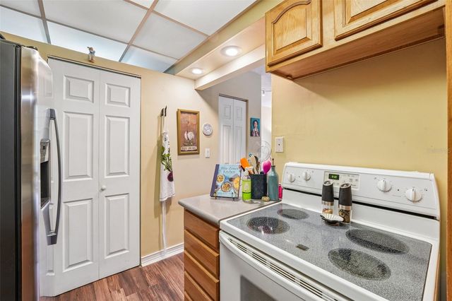 1717 NW 23RD AVENUE 4E, Gainesville, FL 32605