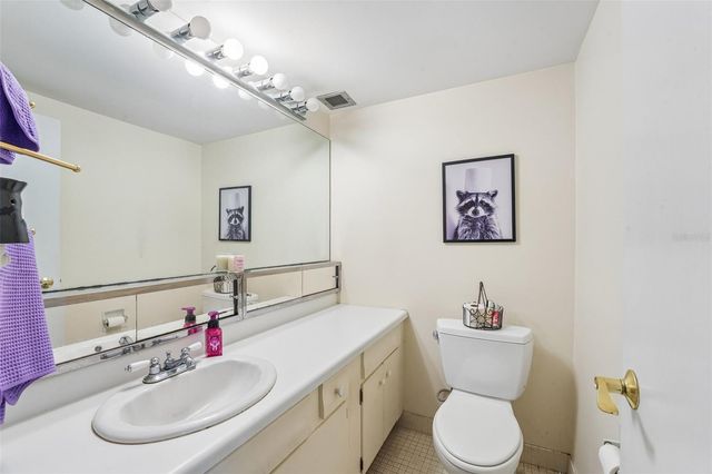 1717 NW 23RD AVENUE 4E, Gainesville, FL 32605