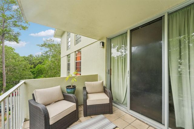 1717 NW 23RD AVENUE 4E, Gainesville, FL 32605