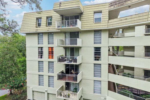 1717 NW 23RD AVENUE 4E, Gainesville, FL 32605
