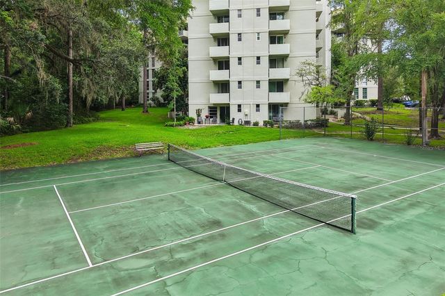 1717 NW 23RD AVENUE 4E, Gainesville, FL 32605