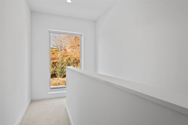 112 Burrows St, Oakland, PA 15213