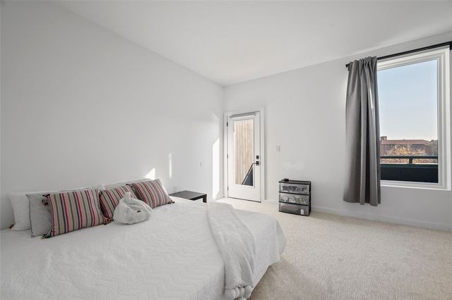 112 Burrows St, Oakland, PA 15213