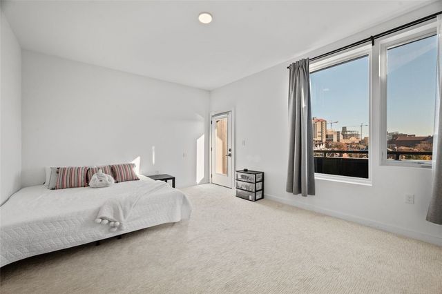 112 Burrows St, Oakland, PA 15213