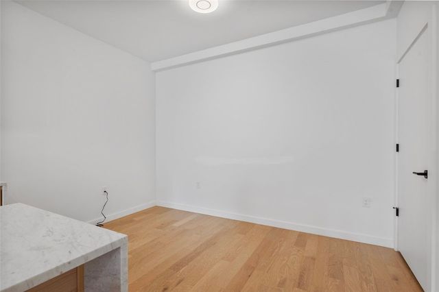 112 Burrows St, Oakland, PA 15213