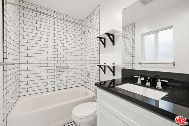 1857 Hi Point Street, Los Angeles, CA 90035