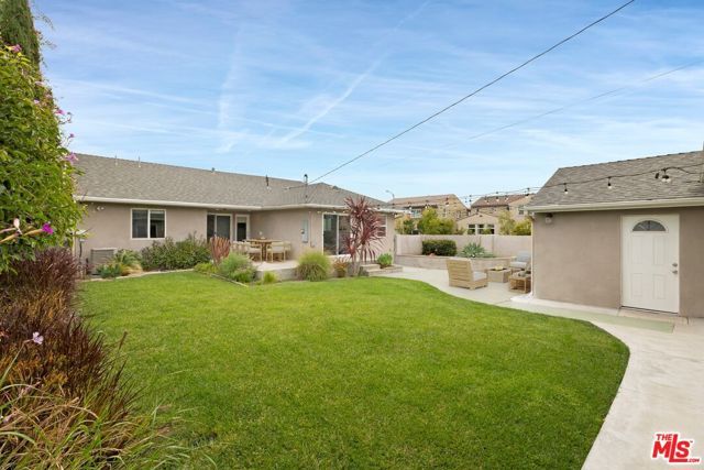 1857 Hi Point Street, Los Angeles, CA 90035