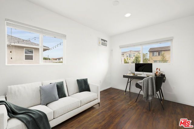 1857 Hi Point Street, Los Angeles, CA 90035