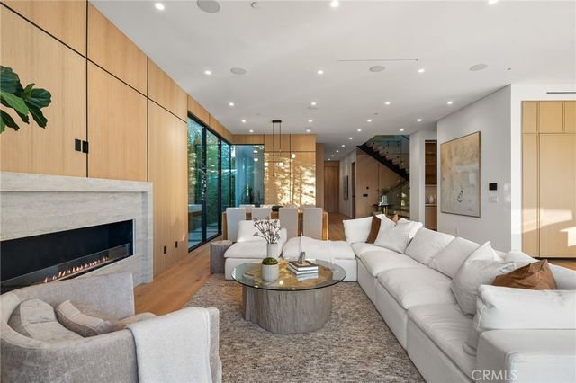 14758 Morrison, Sherman Oaks, CA 91403