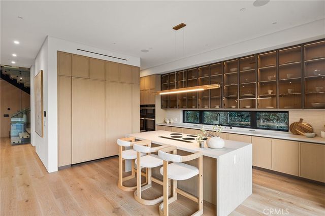 14758 Morrison, Sherman Oaks, CA 91403