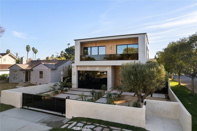 14758 Morrison, Sherman Oaks, CA 91403