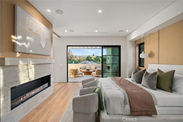 14758 Morrison, Sherman Oaks, CA 91403