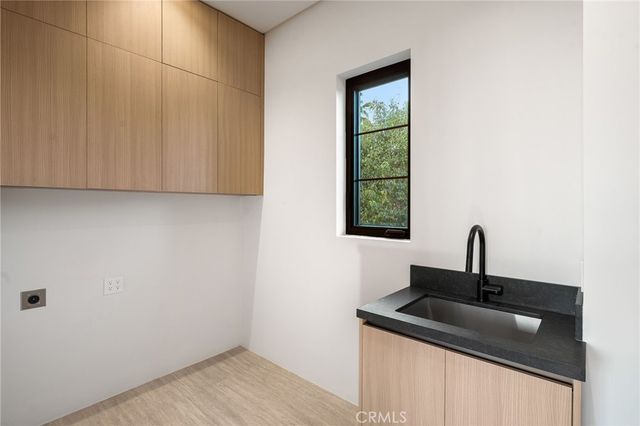 14758 Morrison, Sherman Oaks, CA 91403