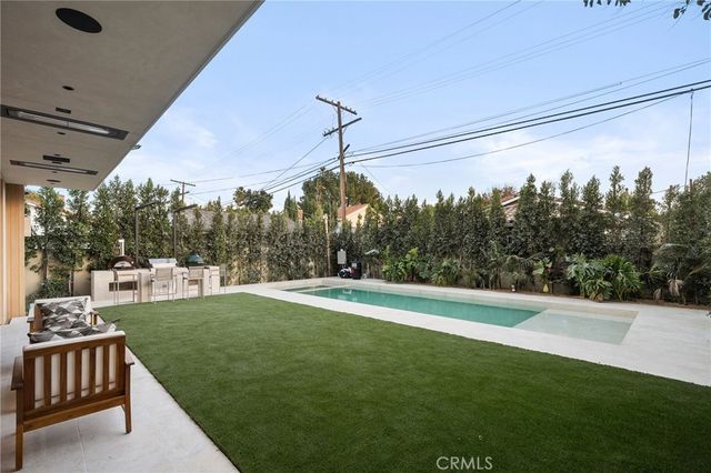14758 Morrison, Sherman Oaks, CA 91403