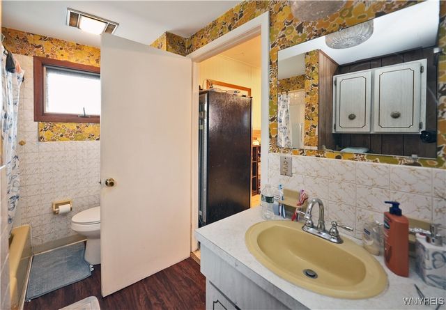 74 Vanderbilt Street, Buffalo, NY 14206