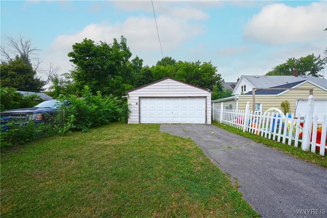 74 Vanderbilt Street, Buffalo, NY 14206