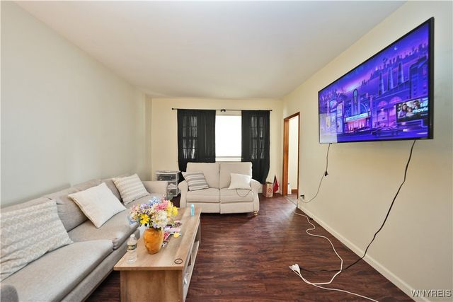 74 Vanderbilt Street, Buffalo, NY 14206