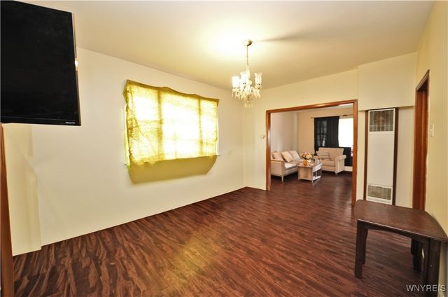 74 Vanderbilt Street, Buffalo, NY 14206