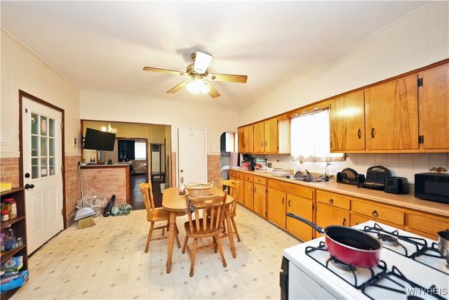 74 Vanderbilt Street, Buffalo, NY 14206