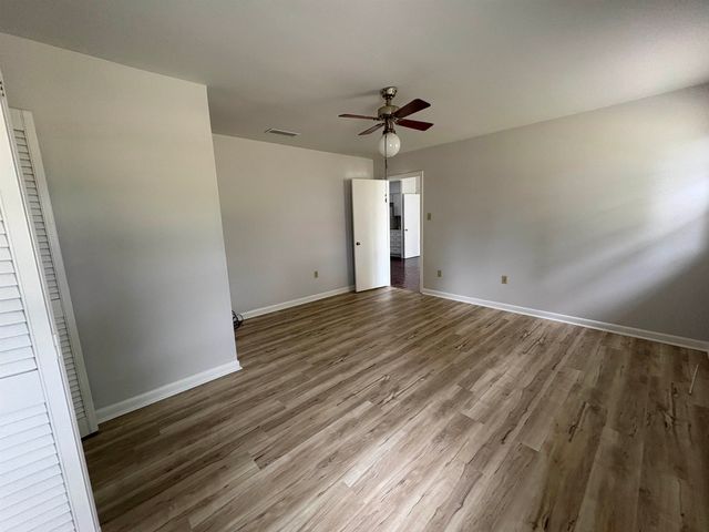 1217 Onstead St, Morgan City, LA 70380