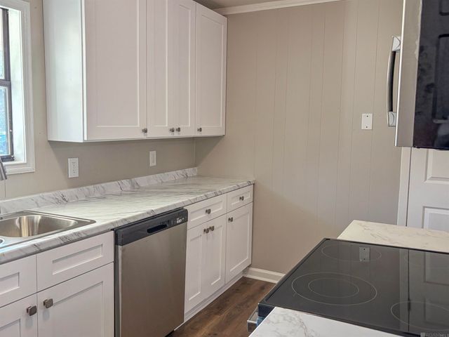 113 Gus St, Belle Rose, LA 70341