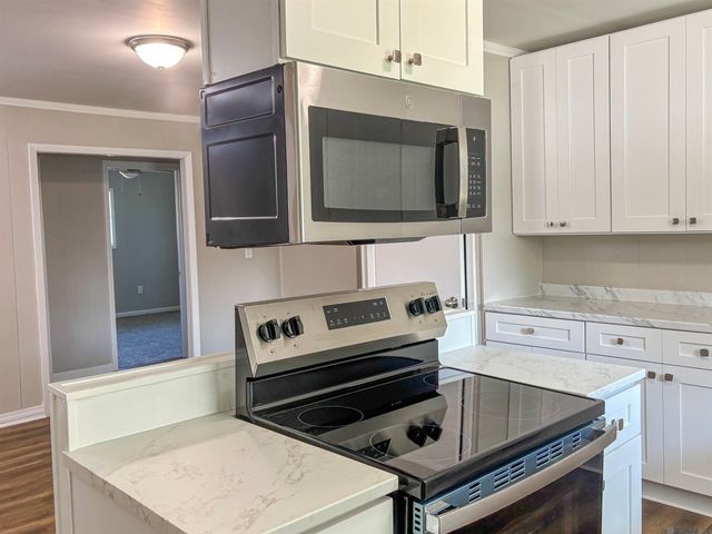 113 Gus St, Belle Rose, LA 70341