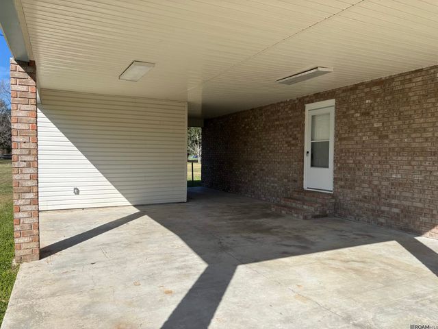 113 Gus St, Belle Rose, LA 70341