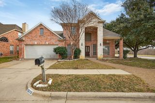 5819 Chatsworth Court, Arlington, TX 76018