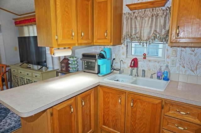 21145 LAZY DAYS CIRCLE, Lutz, FL 33558