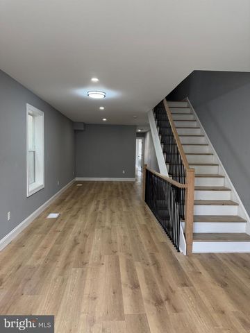 816 S CLINTON AVE, Trenton, NJ 08611