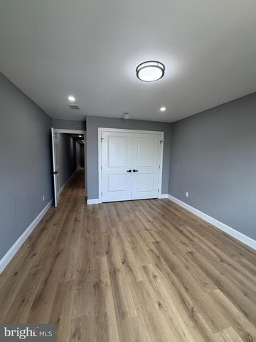 816 S CLINTON AVE, Trenton, NJ 08611