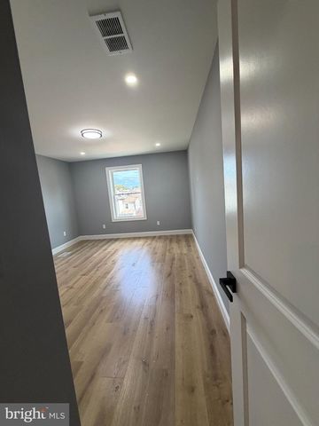 816 S CLINTON AVE, Trenton, NJ 08611