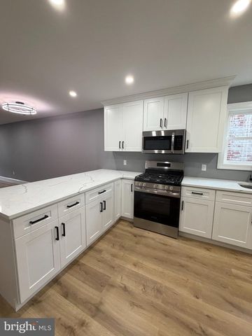 816 S CLINTON AVE, Trenton, NJ 08611