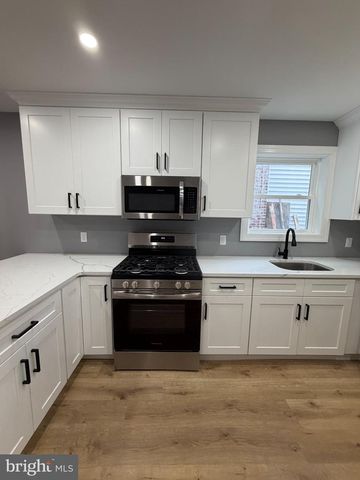 816 S CLINTON AVE, Trenton, NJ 08611