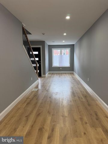 816 S CLINTON AVE, Trenton, NJ 08611