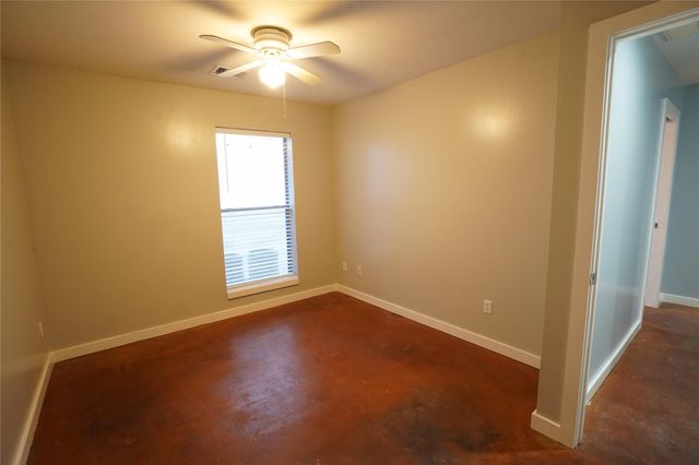 2716 Chenevert Street, Houston, TX 77004