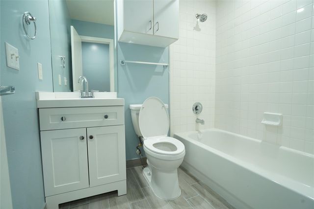 2716 Chenevert Street, Houston, TX 77004