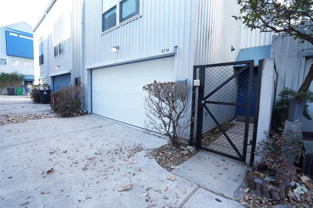 2716 Chenevert Street, Houston, TX 77004