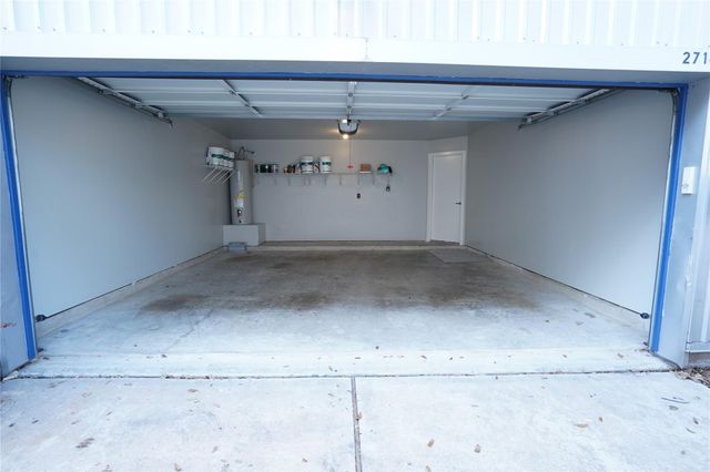 2716 Chenevert Street, Houston, TX 77004