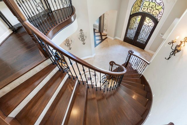 13 Pleasant Shadows Drive, Spring, TX 77389