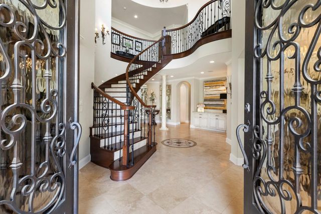13 Pleasant Shadows Drive, Spring, TX 77389
