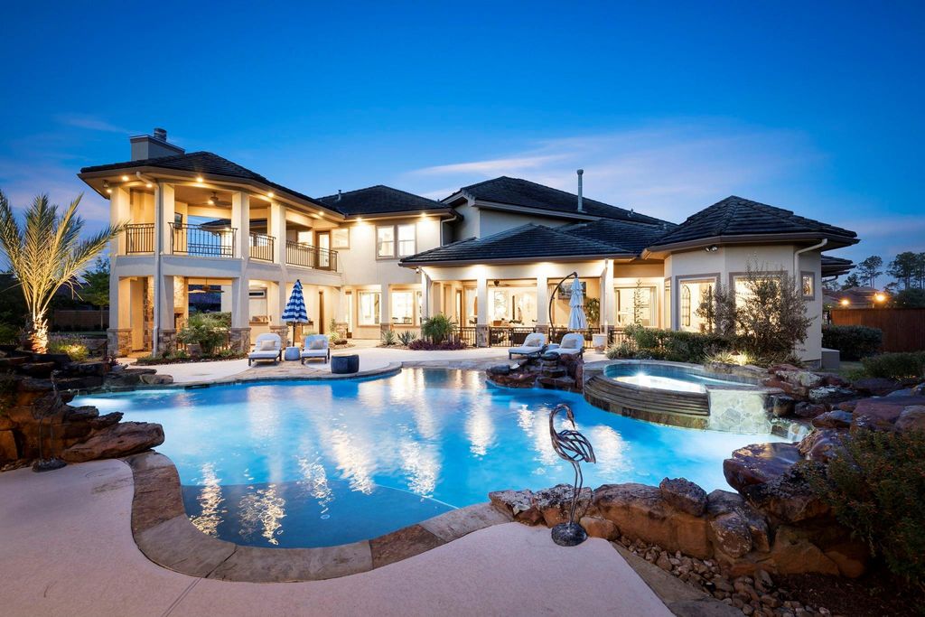 13 Pleasant Shadows Drive, Spring, TX 77389