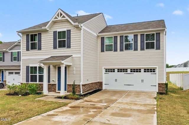 1476 Burgundy Bluff Lane, Zebulon, NC 27597