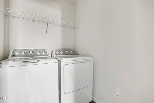 1476 Burgundy Bluff Lane, Zebulon, NC 27597